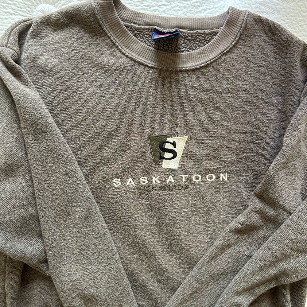 VINTAGE CANADA CREWNECK